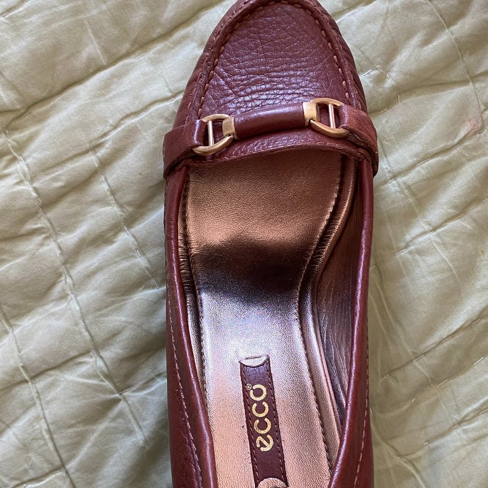ECCO HEELS